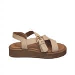 Minimal Cream Flatform Sandals for Elegant Summer Looks