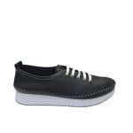 Lightweight Black Casual Shoes with Clean Street Style Design