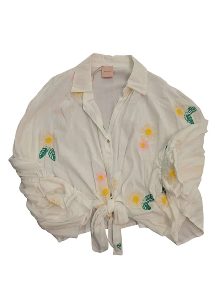 17022.jpg Daisy Embroidered Front Tie White Shirt - Image 1